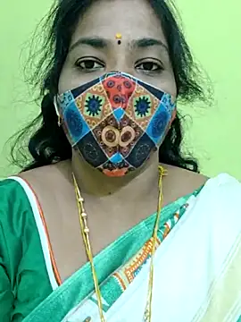 Snapshot of Tamil_Mithra chatting on 05.18.26 Tamil Mithra online show from 05.18.26