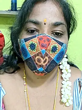 Snapshot of Tamil_Mithra chatting on 05.21.26 Tamil Mithra online show from 05.21.26