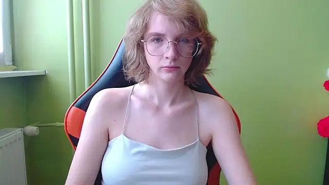 juicyPenny online show from 04.28.26