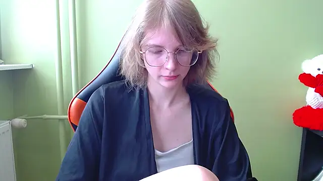 juicyPenny online show from 04.29.26