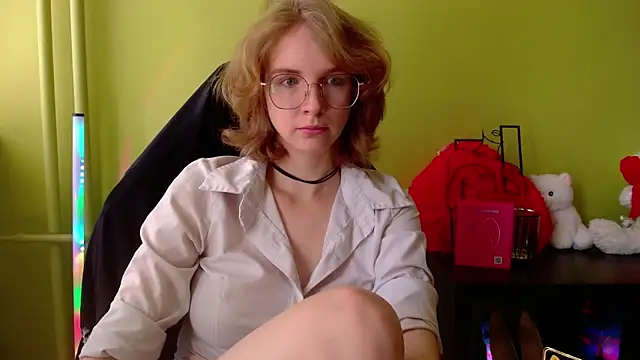 juicyPenny online show from 06.17.26