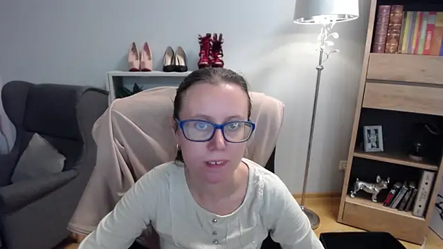 sweetxLizzy online show from 10.13.25