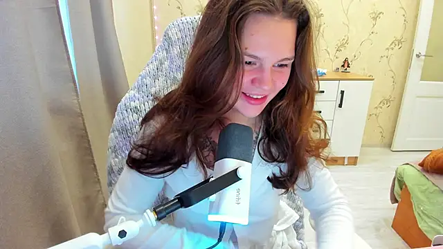 yourdreamm  online show from 10.20.25