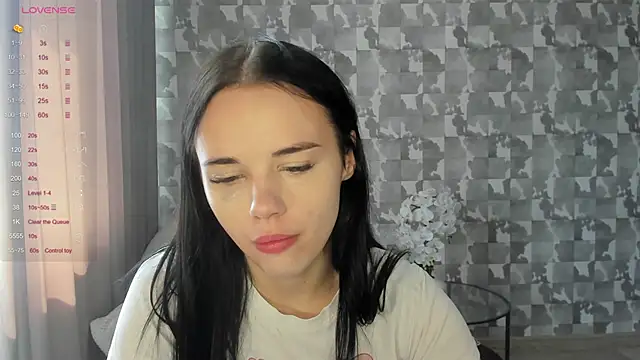 Snapshot of Kseni_a chatting on 06.30.26 Kseni a online show from 06.30.26