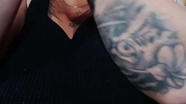 Naomi Braunx online show from 10.31.25