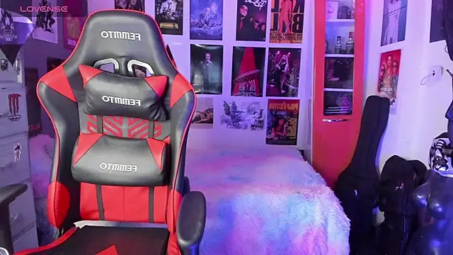 mistresscrowley666 online show from 10.26.25