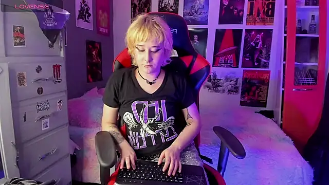 mistresscrowley666 online show from 01.06.26