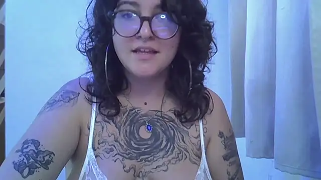 Blue Liz online show from 09.15.25