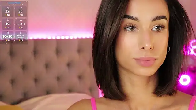 Katherinepinke online show from 10.24.25