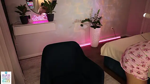 Katherinepinke online show from 03.02.26