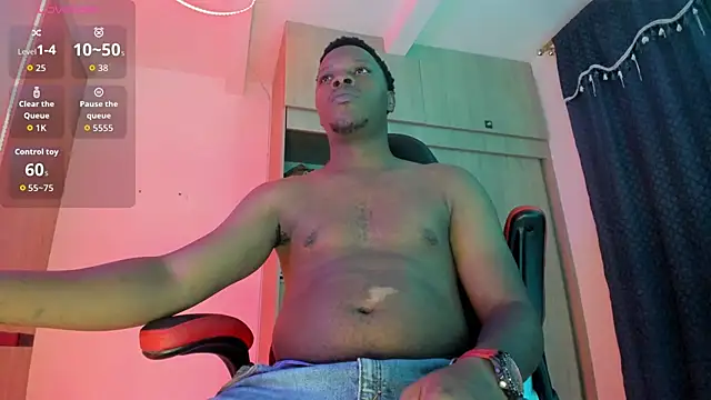 Snapshot of CorvisXnc0012 chatting on 12.04.25 CorvisXnc0012 online show from 12.04.25