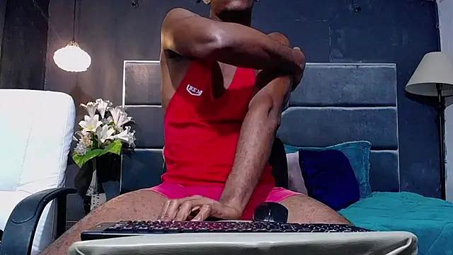 Snapshot of blackbignude chatting on 11.14.25 blackbignude online show from 11.14.25