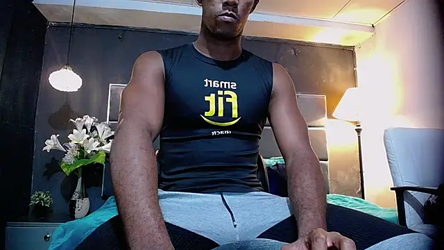 Snapshot of blackbignude chatting on 11.15.25 blackbignude online show from 11.15.25