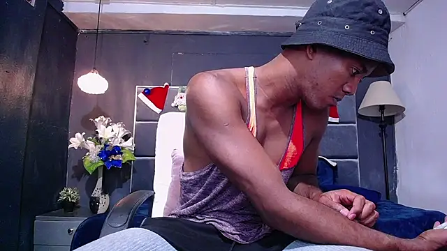 Snapshot of blackbignude chatting on 12.05.25 blackbignude online show from 12.05.25