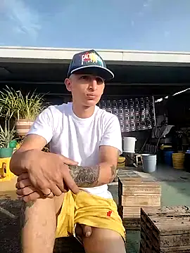 Snapshot of Dani22cmhot chatting on 02.08.26 Dani22cmhot online show from 02.08.26