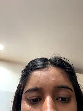 Snapshot of desitease chatting on 09.19.25 desitease online show from 09.19.25