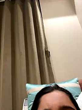 Snapshot of desitease chatting on 10.15.25 desitease online show from 10.15.25