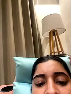 Snapshot of desitease chatting on 11.17.25 desitease online show from 11.17.25