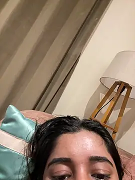 Snapshot of desitease chatting on 12.03.25 desitease online show from 12.03.25