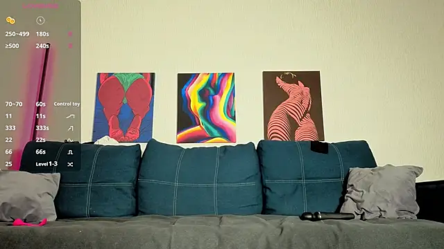 TrixiBell online show from 11.20.25