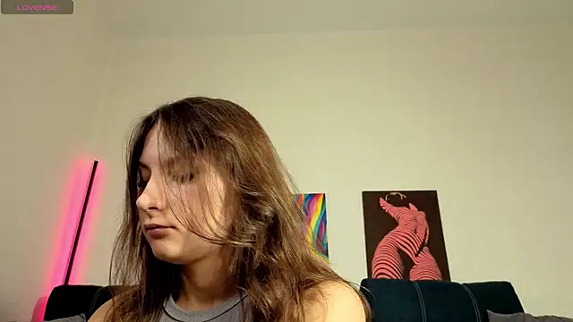 TrixiBell online show from 11.28.25