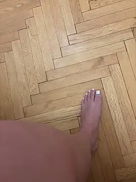 NellyExtraa online show from 02.08.26