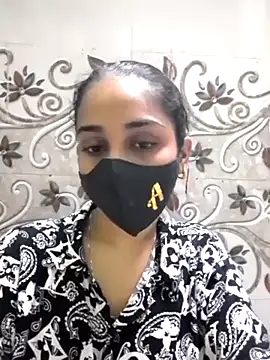 Snapshot of Zoya_G chatting on 09.14.25 Zoya G online show from 09.14.25