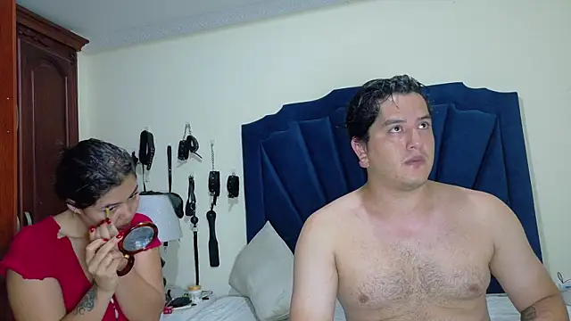 RoxyandAron2 online show from 04.25.26
