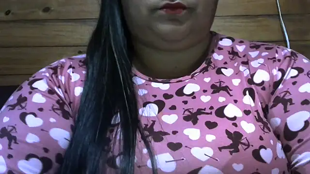 Snapshot of MARRENTINHA34 chatting on 05.23.26 MARRENTINHA34 online show from 05.23.26