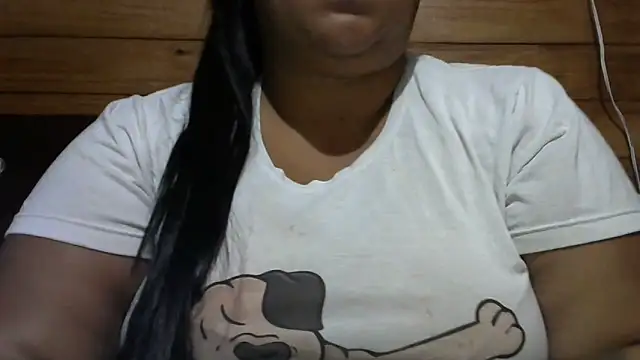 Snapshot of MARRENTINHA34 chatting on 05.24.26 MARRENTINHA34 online show from 05.24.26