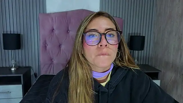 Bonnali lune online show from 03.21.26