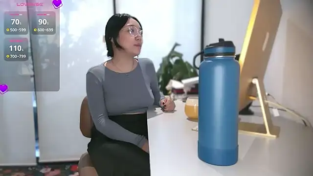 Snapshot of yuzhara chatting on 10.07.25 yuzhara online show from 10.07.25