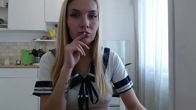 Snapshot of ProstoMaria chatting on 09.14.25 ProstoMaria online show from 09.14.25