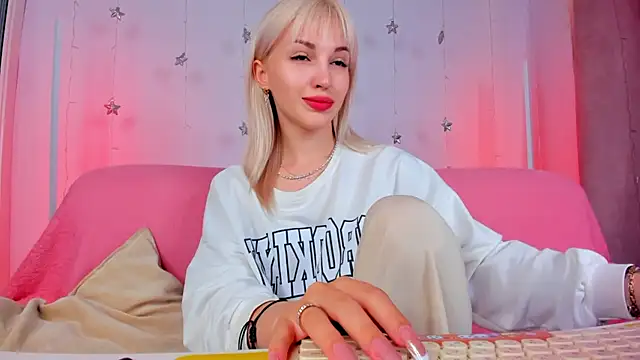 LisaFoxyMe online show from 06.14.26