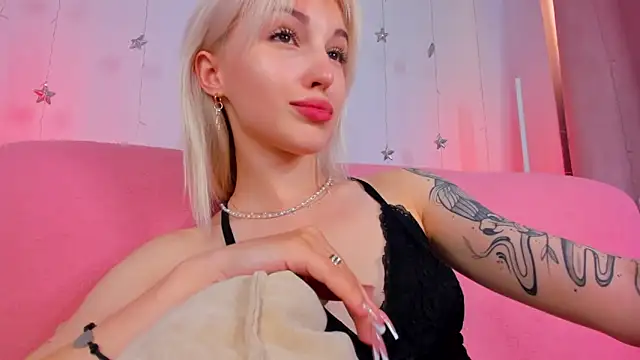 LisaFoxyMe online show from 06.14.26