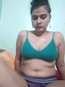 Kavya-Tiwari online show from 06.30.26