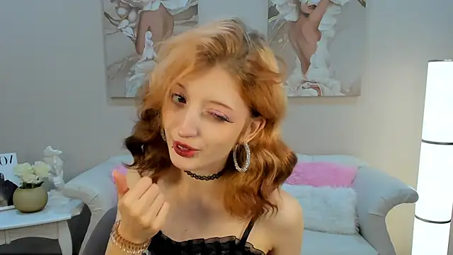 Snapshot of MistyMarlo chatting on 10.11.25 MistyMarlo online show from 10.11.25