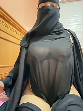  Laiali  online show from 09.16.25