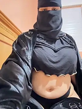  Laiali  online show from 10.10.25