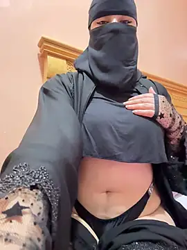  Laiali  online show from 02.05.26