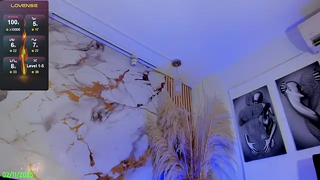 Snapshot of Ashly_Sents chatting on 11.02.25 Ashly Sents online show from 11.02.25