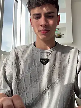 AdrianRinaldi online show from 10.20.25