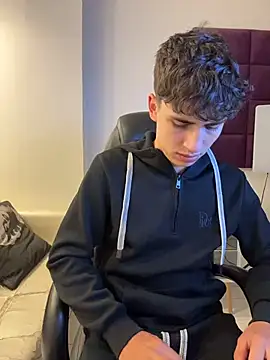 AdrianRinaldi online show from 12.05.25