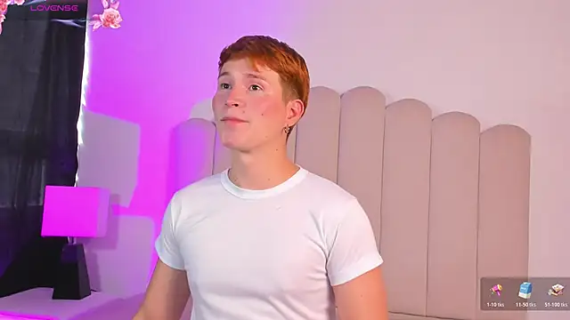 Snapshot of Eragonbooy chatting on 12.17.25 Eragonbooy online show from 12.17.25