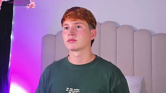 Snapshot of Eragonbooy chatting on 02.21.26 Eragonbooy online show from 02.21.26