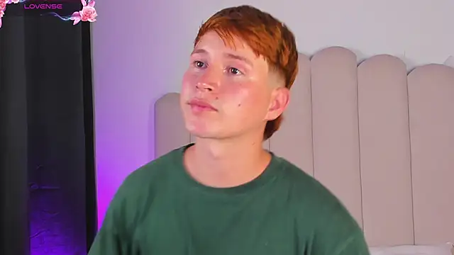 Snapshot of Eragonbooy chatting on 03.17.26 Eragonbooy online show from 03.17.26