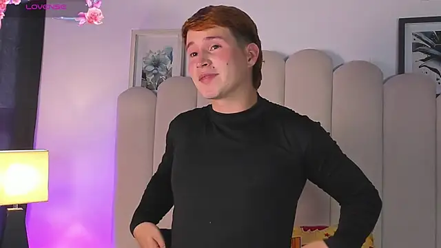 Snapshot of Eragonbooy chatting on 04.05.26 Eragonbooy online show from 04.05.26