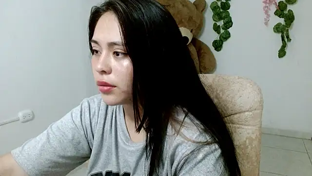 lucy1609 online show from 10.21.25
