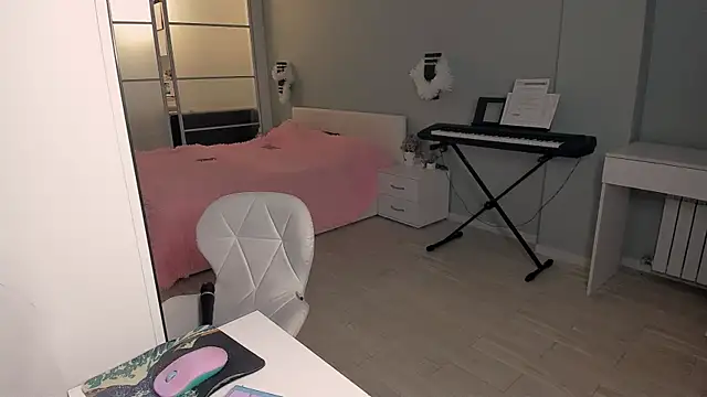 Snapshot of LolaVexx chatting on 01.07.26 LolaVexx online show from 01.07.26