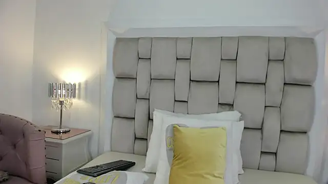 frehia dimou online show from 07.22.26